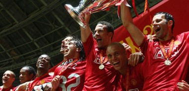 Man United celebrate winning the 2008 UEFA Champions League